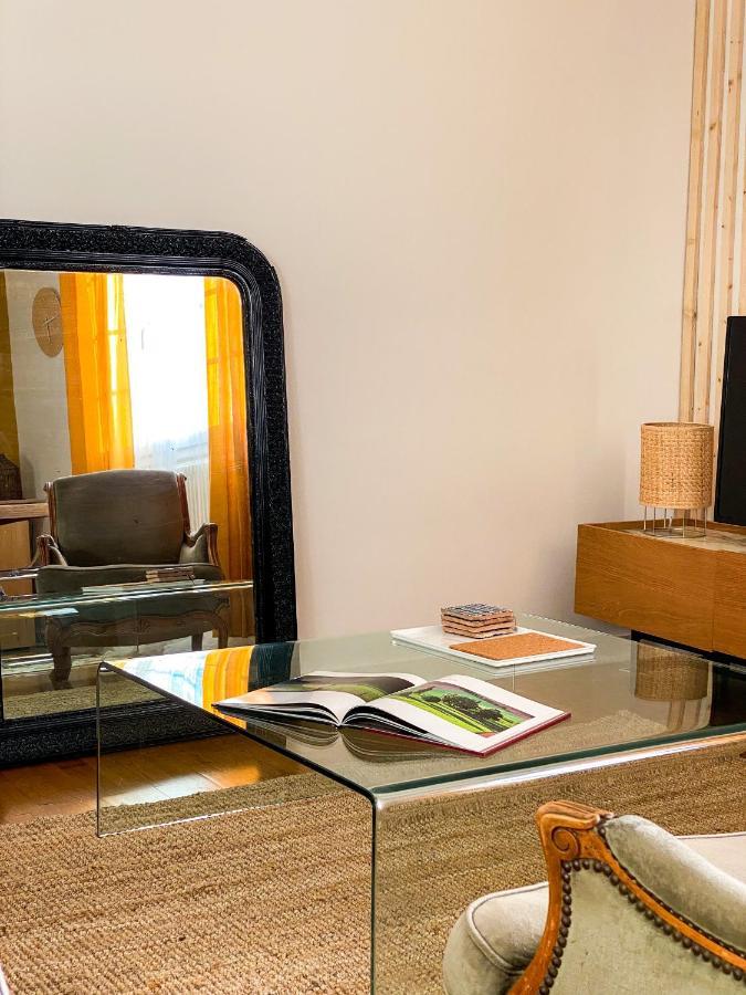 Appartement Familial Proche D'Un Site Historique ペリグー エクステリア 写真