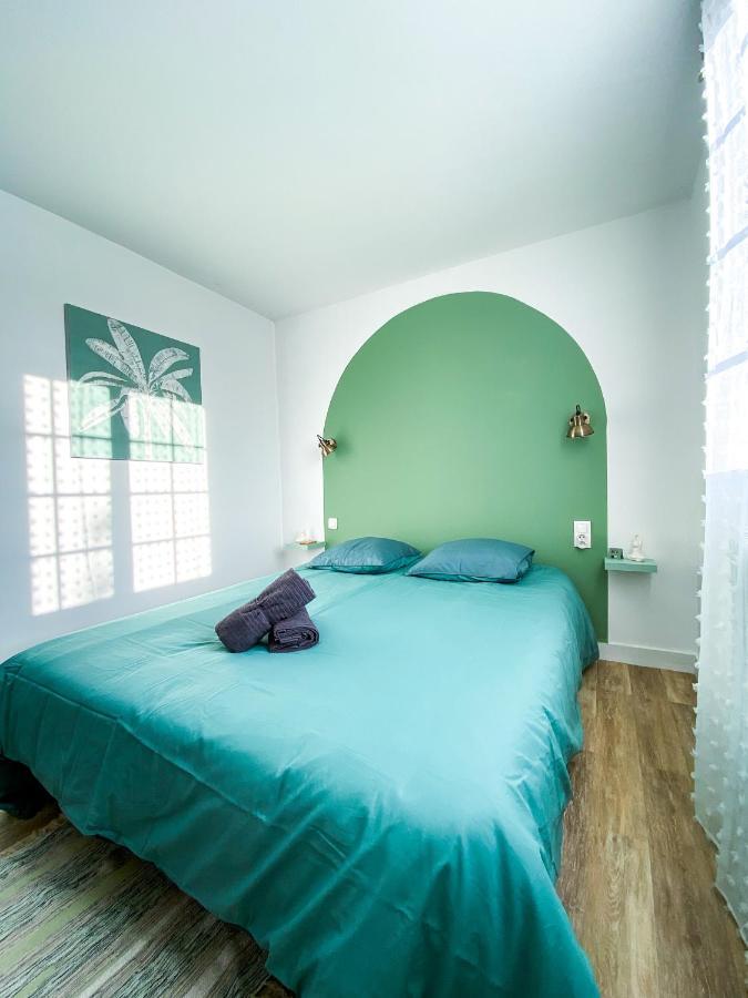 Appartement Familial Proche D'Un Site Historique ペリグー エクステリア 写真